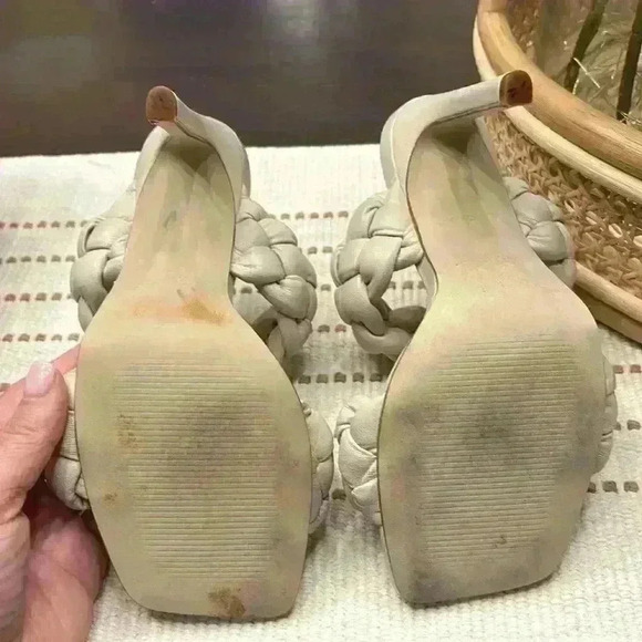 Steve Madden Kenley Braided Slip On Heel Sandals in Off-White Bone sz 6 - - Picture 5 of 7
